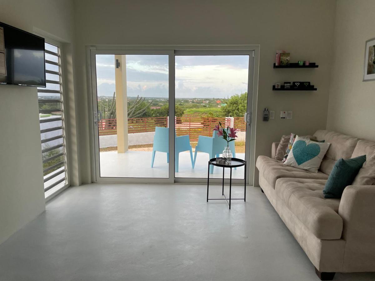 Quiet Happy Place With A View Willemstad Exterior photo